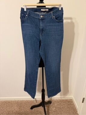 Levi's Women's Flare Jeans in Dark Blue Denim